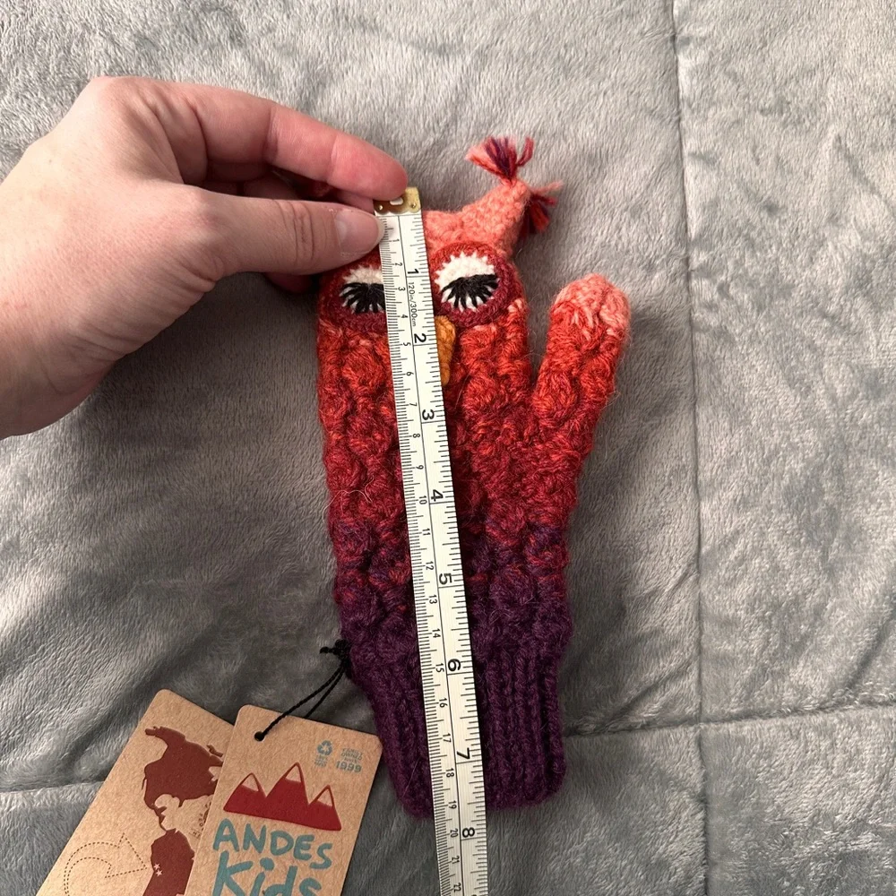 BNWT Children’s Owl Mittens